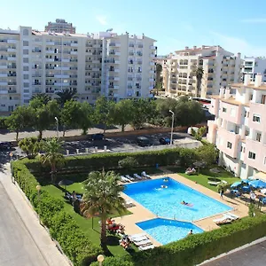 3* Apartahotel Castelos Da Rocha